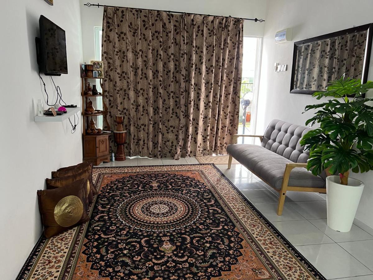 Mieda Rizqi Homestay Kampong Melayu Changkat Larah Luaran gambar