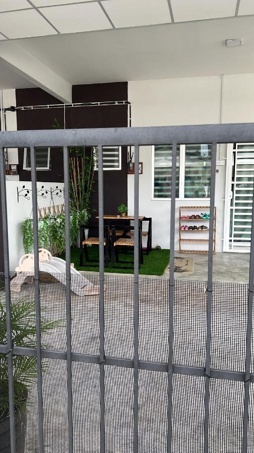 Mieda Rizqi Homestay Kampong Melayu Changkat Larah Luaran gambar