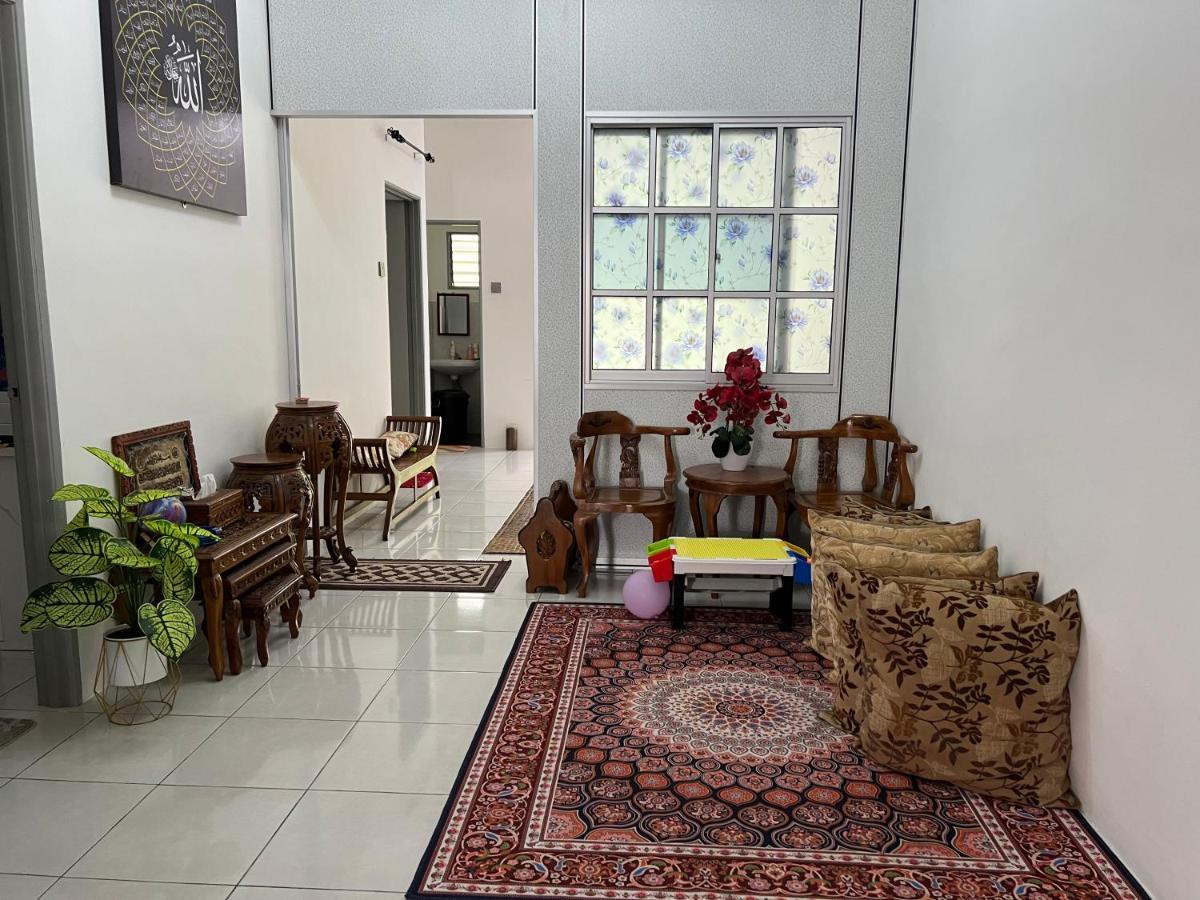 Mieda Rizqi Homestay Kampong Melayu Changkat Larah Luaran gambar
